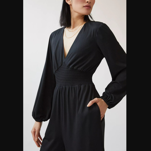 Anthropologie Hutch Wide-Leg V-Neck Jumpsuit - New Medium - Picture 3 of 5